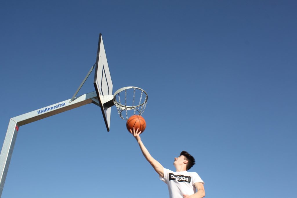 basketball-2488012