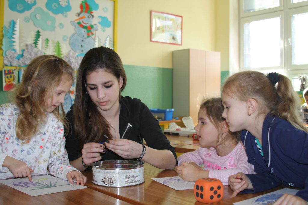 school-649388